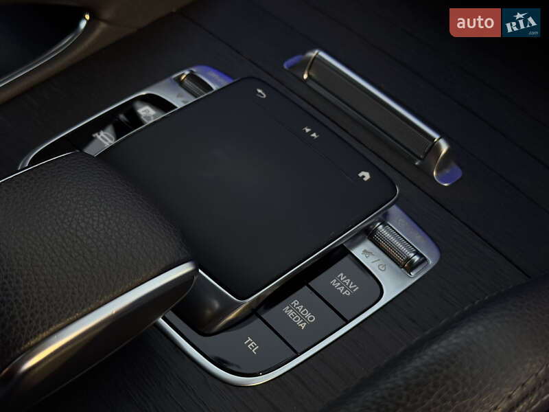 Внедорожник / Кроссовер Mercedes-Benz GLE-Class 2019 в Киеве