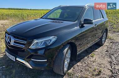 Внедорожник / Кроссовер Mercedes-Benz GLE-Class 2016 в 