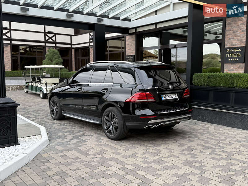 Внедорожник / Кроссовер Mercedes-Benz GLE-Class 2016 в Днепре фото 4 Внедорожник / Кроссовер Mercedes-Benz GLE-Class 2016 в Днепре