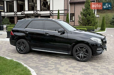 Внедорожник / Кроссовер Mercedes-Benz GLE-Class 2016 в 
