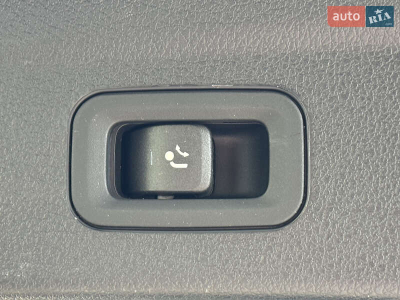 Внедорожник / Кроссовер Mercedes-Benz GLE-Class 2021 в Киеве фото 70 Внедорожник / Кроссовер Mercedes-Benz GLE-Class 2021 в Киеве