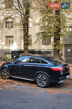 Внедорожник / Кроссовер Mercedes-Benz GLE-Class 2015 в 