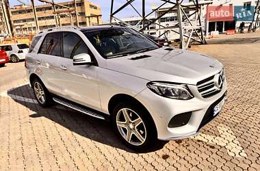 Внедорожник / Кроссовер Mercedes-Benz GLE-Class 2015 в 
