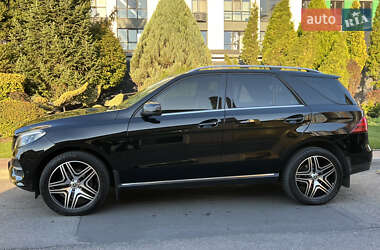 Внедорожник / Кроссовер Mercedes-Benz GLE-Class 2015 в 