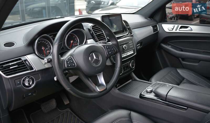 Внедорожник / Кроссовер Mercedes-Benz GLE-Class 2016 в Киеве