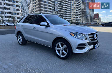 Позашляховик / Кросовер Mercedes-Benz GLE-Class 2018 в  фото 4 Позашляховик / Кросовер Mercedes-Benz GLE-Class 2018 в