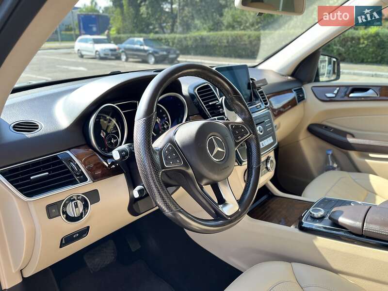 Внедорожник / Кроссовер Mercedes-Benz GLE-Class 2015 в Луцке фото 11 Внедорожник / Кроссовер Mercedes-Benz GLE-Class 2015 в Луцке