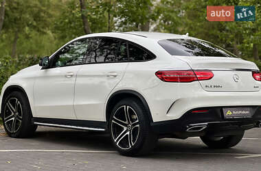 Внедорожник / Кроссовер Mercedes-Benz GLE-Class 2018 в 