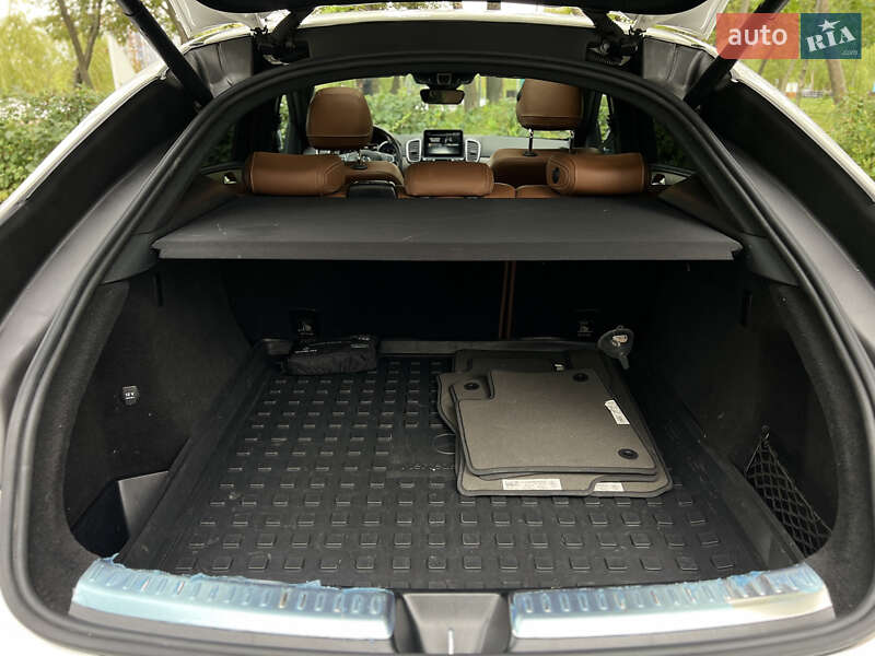 Внедорожник / Кроссовер Mercedes-Benz GLE-Class 2018 в Киеве