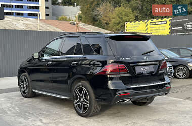 Внедорожник / Кроссовер Mercedes-Benz GLE-Class 2016 в 