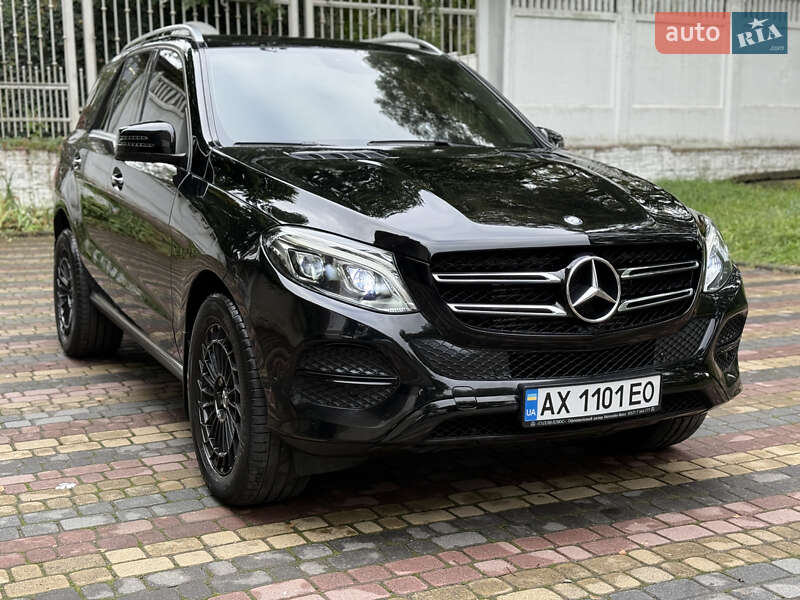 Позашляховик / Кросовер Mercedes-Benz GLE-Class 2016 в Чернівцях фото 16 Позашляховик / Кросовер Mercedes-Benz GLE-Class 2016 в Чернівцях
