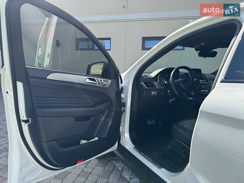 Внедорожник / Кроссовер Mercedes-Benz GLE-Class 2016 в Черновцах