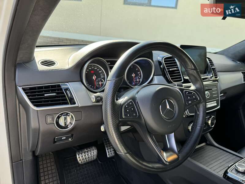 Внедорожник / Кроссовер Mercedes-Benz GLE-Class 2016 в Черновцах