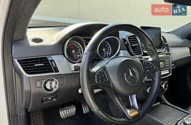 Внедорожник / Кроссовер Mercedes-Benz GLE-Class 2016 в 