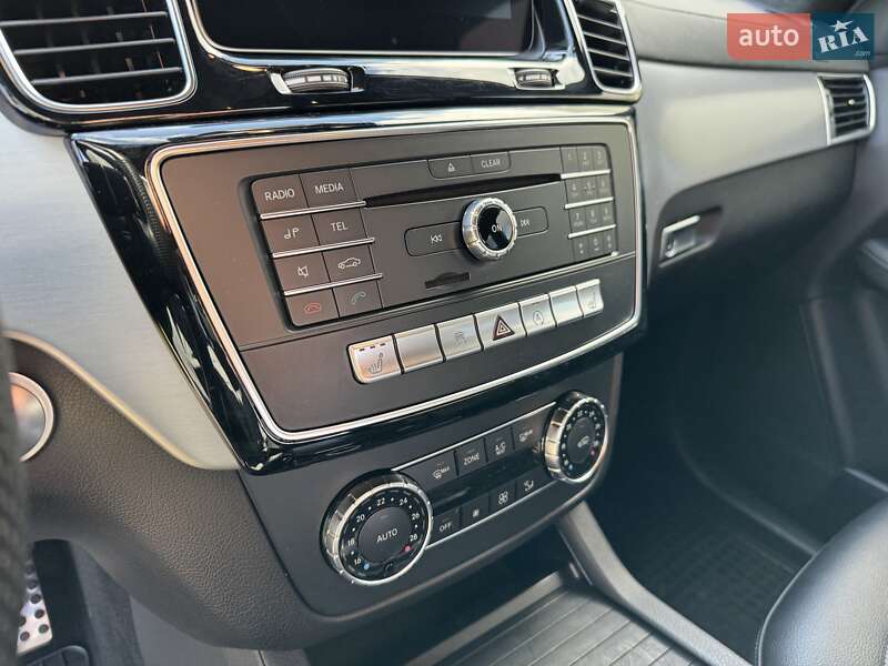 Внедорожник / Кроссовер Mercedes-Benz GLE-Class 2016 в Черновцах