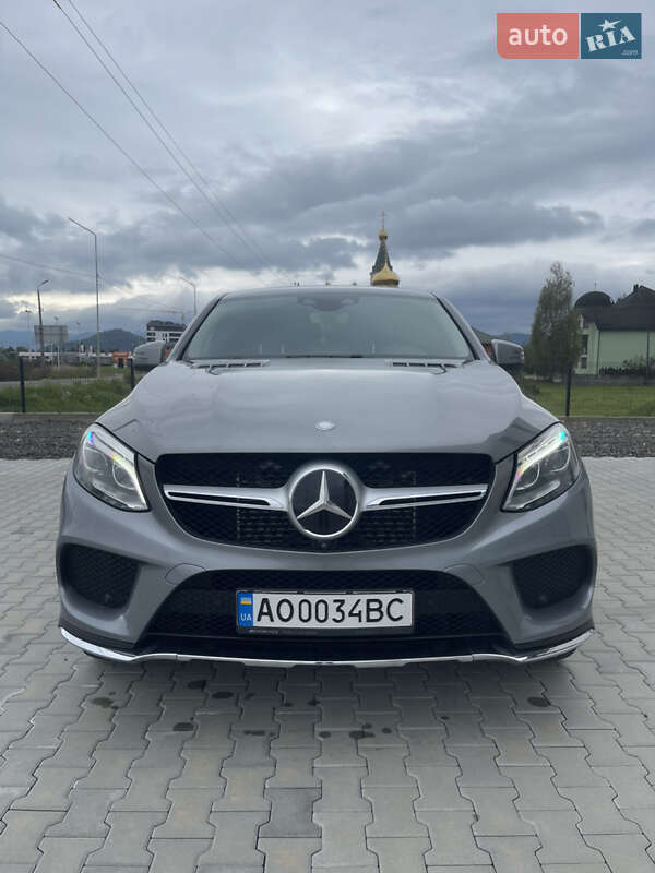 Внедорожник / Кроссовер Mercedes-Benz GLE-Class 2016 в Хусте
