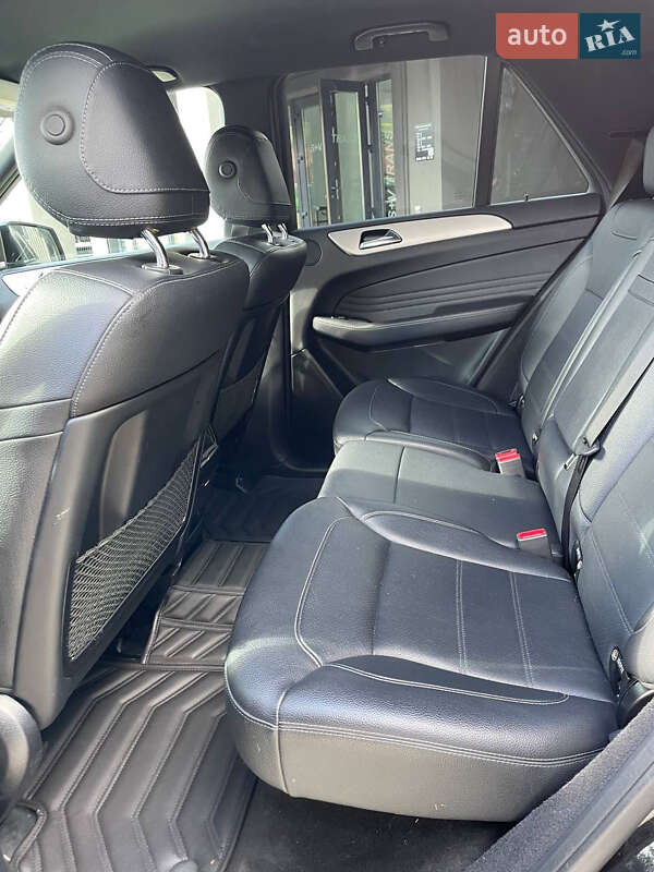 Внедорожник / Кроссовер Mercedes-Benz GLE-Class 2017 в Иршаве