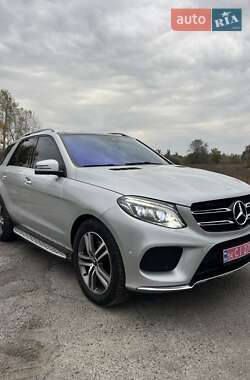 Внедорожник / Кроссовер Mercedes-Benz GLE-Class 2016 в 