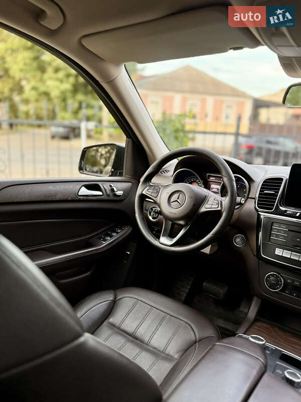Внедорожник / Кроссовер Mercedes-Benz GLE-Class 2017 в Харькове фото 34 Внедорожник / Кроссовер Mercedes-Benz GLE-Class 2017 в Харькове
