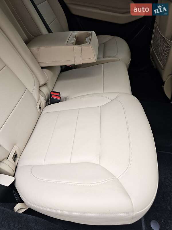 Позашляховик / Кросовер Mercedes-Benz GLE-Class 2015 в Одесі