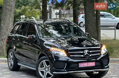 Внедорожник / Кроссовер Mercedes-Benz GLE-Class 2016 в 
