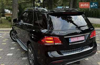 Внедорожник / Кроссовер Mercedes-Benz GLE-Class 2016 в 