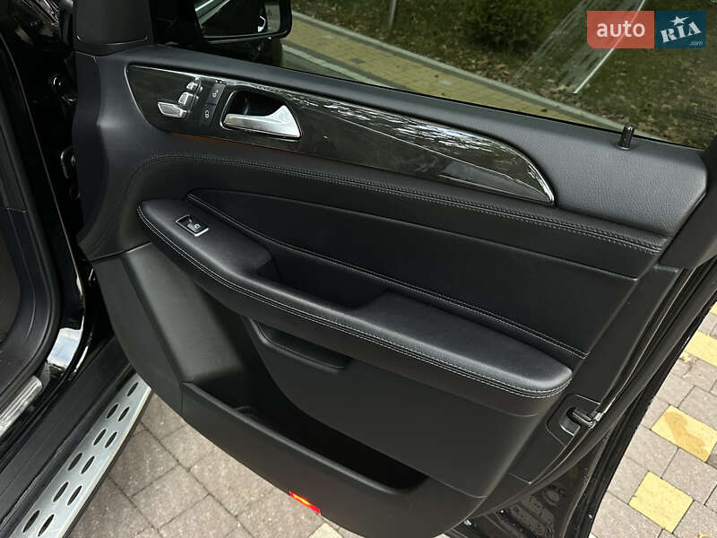 Внедорожник / Кроссовер Mercedes-Benz GLE-Class 2016 в Дрогобыче