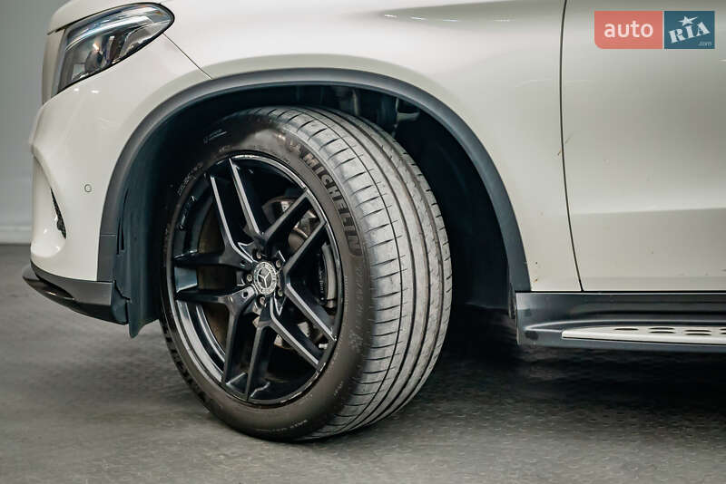 Внедорожник / Кроссовер Mercedes-Benz GLE-Class 2017 в Киеве
