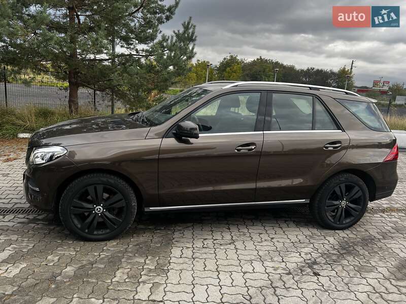 Внедорожник / Кроссовер Mercedes-Benz GLE-Class 2016 в Львове фото 3 Внедорожник / Кроссовер Mercedes-Benz GLE-Class 2016 в Львове