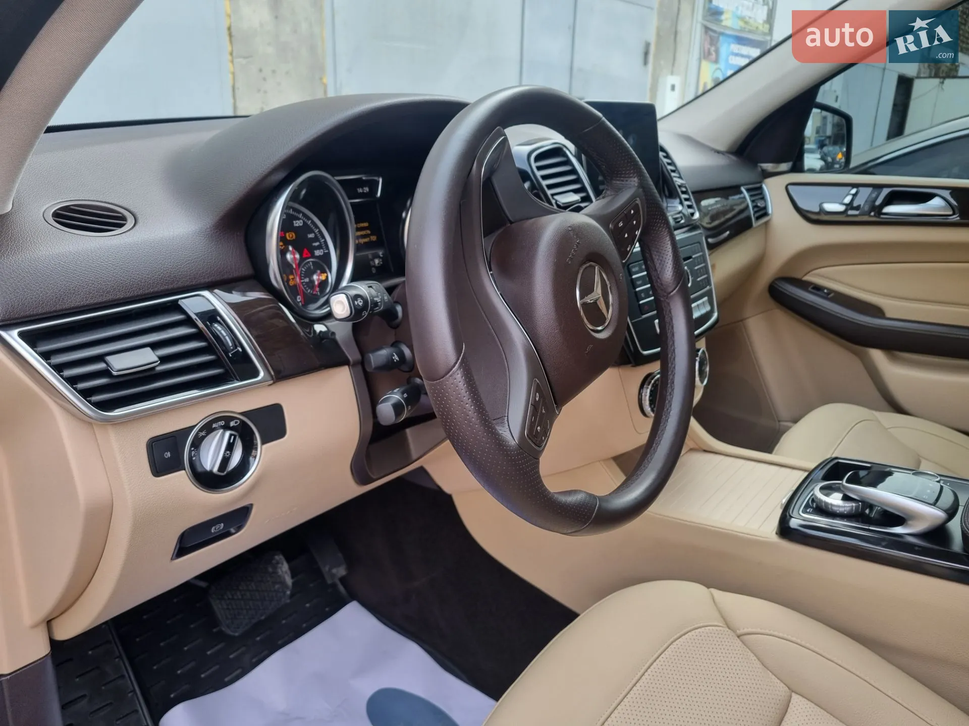 2018 Mercedes-Benz GLE - мініатюра 59