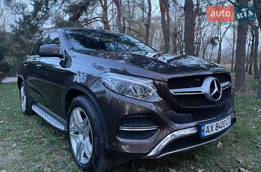 Внедорожник / Кроссовер Mercedes-Benz GLE-Class 2016 в 
