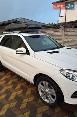 Позашляховик / Кросовер Mercedes-Benz GLE-Class 2017 в 