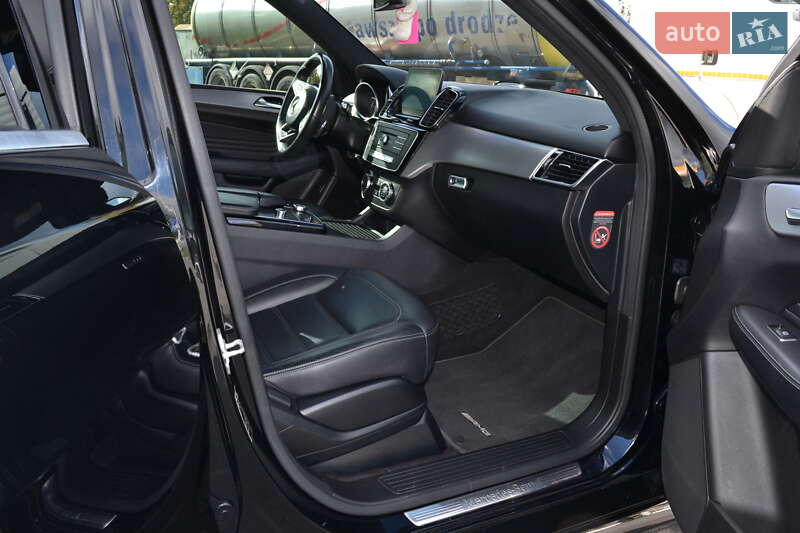 Внедорожник / Кроссовер Mercedes-Benz GLE-Class 2016 в Виннице