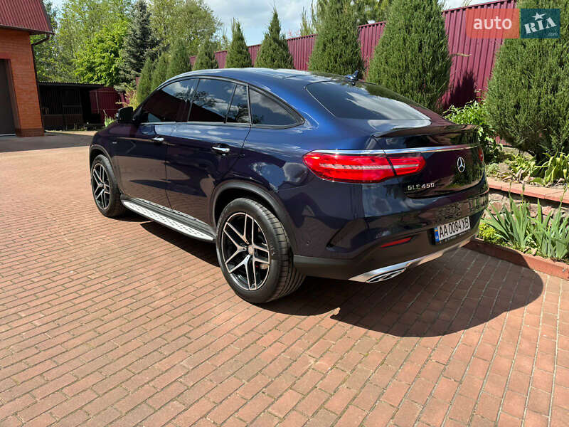 Внедорожник / Кроссовер Mercedes-Benz GLE-Class 2016 в Киеве
