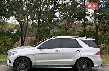 Внедорожник / Кроссовер Mercedes-Benz GLE-Class 2018 в 