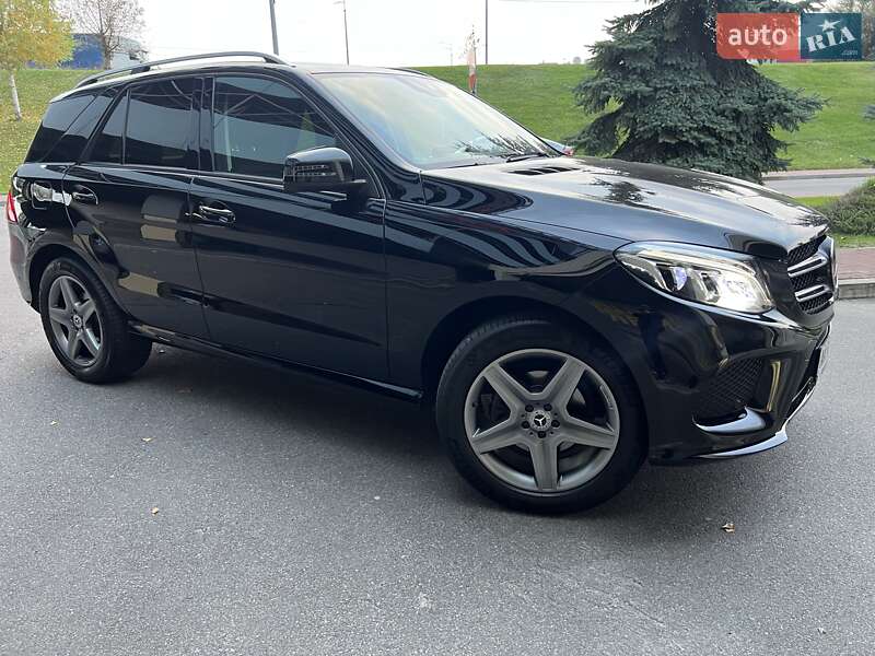 Внедорожник / Кроссовер Mercedes-Benz GLE-Class 2017 в Киеве фото 8 Внедорожник / Кроссовер Mercedes-Benz GLE-Class 2017 в Киеве