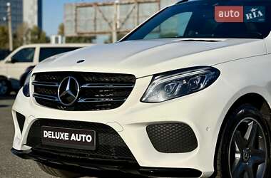 Внедорожник / Кроссовер Mercedes-Benz GLE-Class 2017 в 
