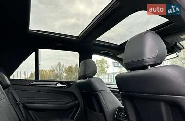 Внедорожник / Кроссовер Mercedes-Benz GLE-Class 2017 в 