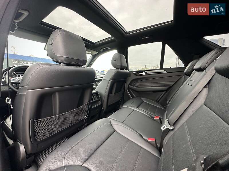 Внедорожник / Кроссовер Mercedes-Benz GLE-Class 2017 в Киеве фото 92 Внедорожник / Кроссовер Mercedes-Benz GLE-Class 2017 в Киеве