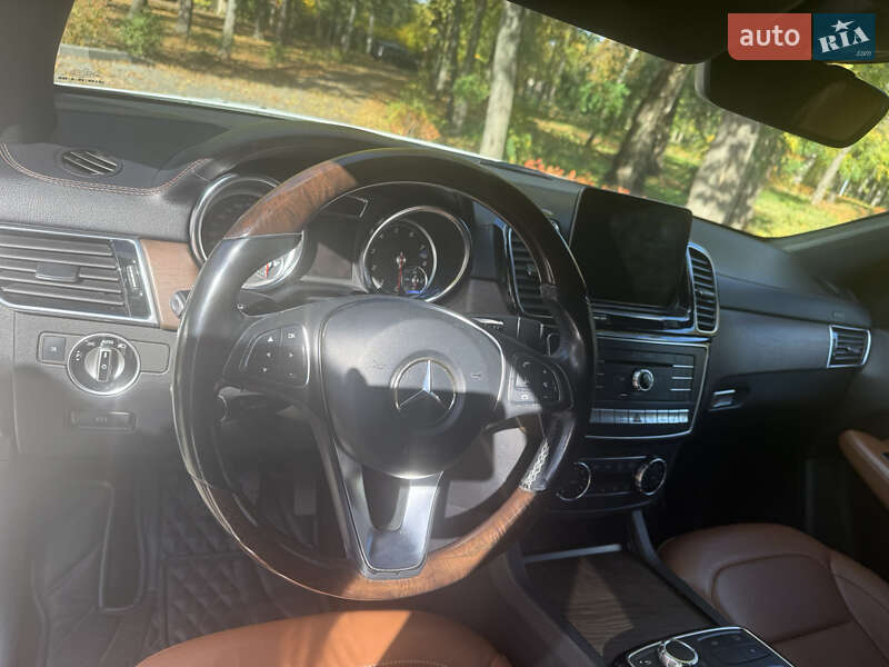 Внедорожник / Кроссовер Mercedes-Benz GLE-Class 2018 в Кривом Роге