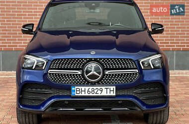 Внедорожник / Кроссовер Mercedes-Benz GLE-Class 2019 в 