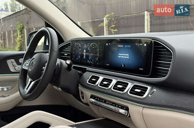 Внедорожник / Кроссовер Mercedes-Benz GLE-Class 2019 в 