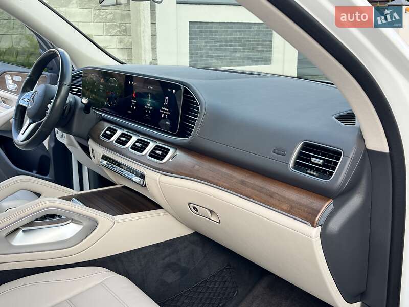 Внедорожник / Кроссовер Mercedes-Benz GLE-Class 2019 в Ровно фото 97 Внедорожник / Кроссовер Mercedes-Benz GLE-Class 2019 в Ровно
