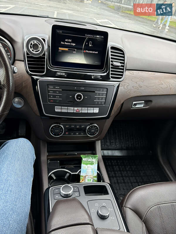 Внедорожник / Кроссовер Mercedes-Benz GLE-Class 2015 в Киеве фото 15 Внедорожник / Кроссовер Mercedes-Benz GLE-Class 2015 в Киеве