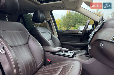 Позашляховик / Кросовер Mercedes-Benz GLE-Class 2015 в  фото 24 Позашляховик / Кросовер Mercedes-Benz GLE-Class 2015 в