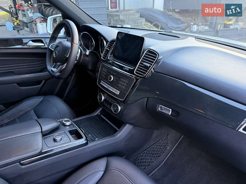 Внедорожник / Кроссовер Mercedes-Benz GLE-Class 2016 в Львове