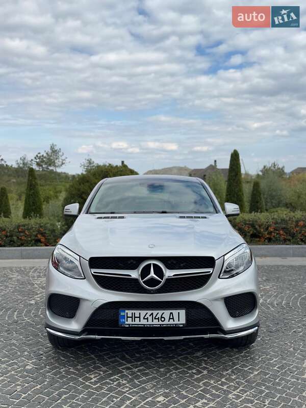 Позашляховик / Кросовер Mercedes-Benz GLE-Class 2016 в Дніпрі фото 5 Позашляховик / Кросовер Mercedes-Benz GLE-Class 2016 в Дніпрі