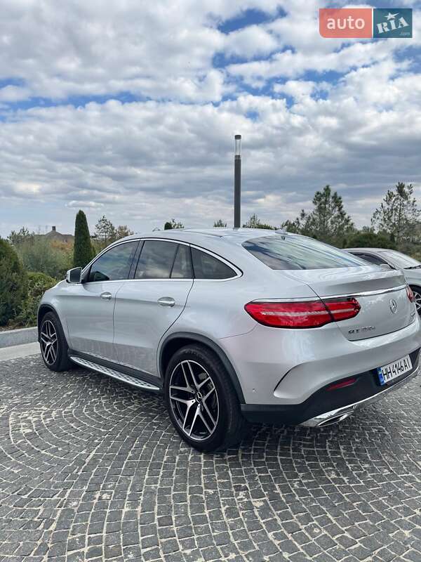 Позашляховик / Кросовер Mercedes-Benz GLE-Class 2016 в Дніпрі фото 12 Позашляховик / Кросовер Mercedes-Benz GLE-Class 2016 в Дніпрі