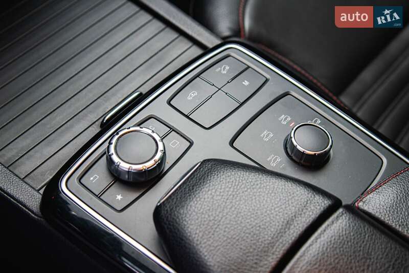 Внедорожник / Кроссовер Mercedes-Benz GLE-Class 2015 в Киеве