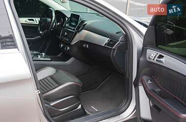 Позашляховик / Кросовер Mercedes-Benz GLE-Class 2015 в  фото 30 Позашляховик / Кросовер Mercedes-Benz GLE-Class 2015 в